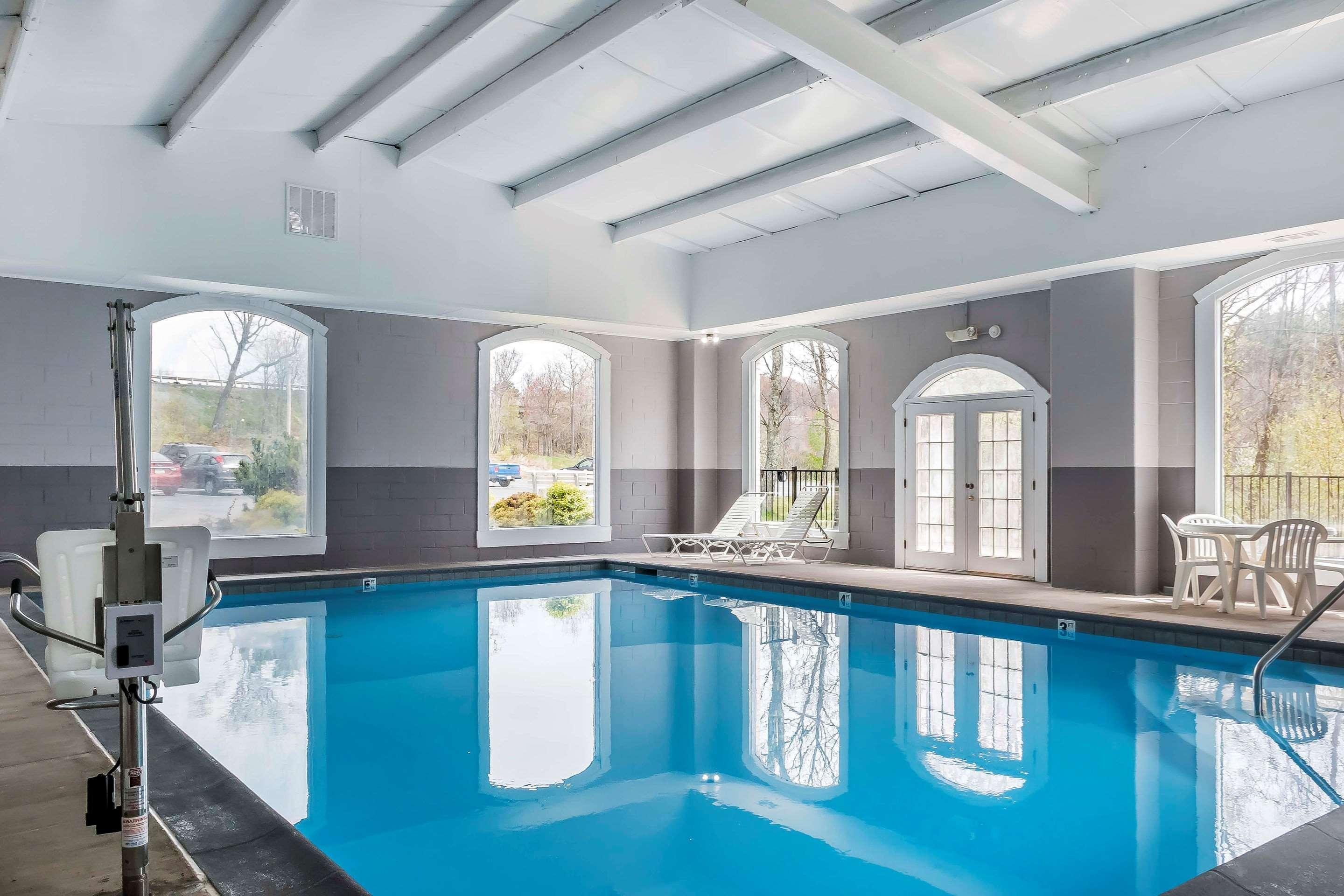 Comfort - Pocono Mountains White Haven