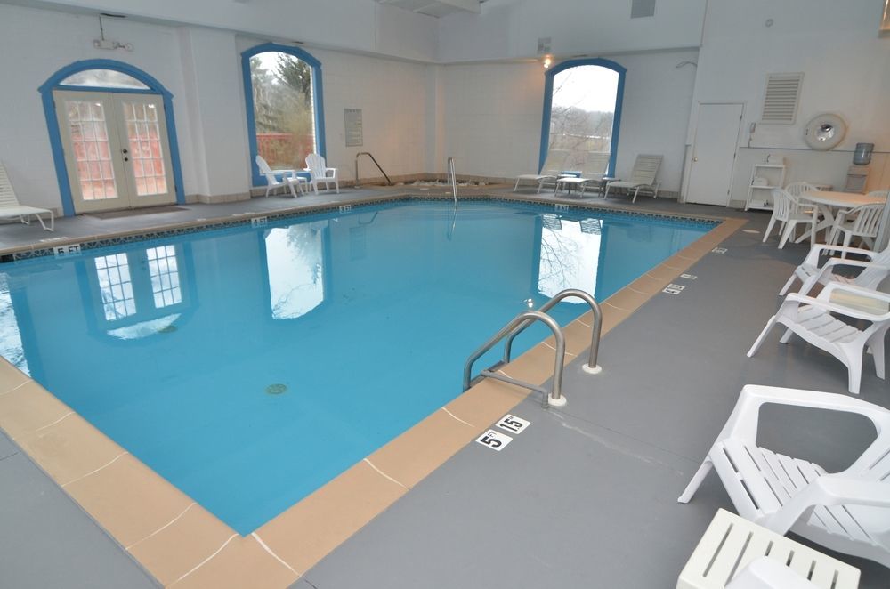 Inn Comfort - Pocono Mountains 2*